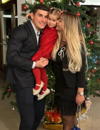 Roksana Malinovska with her husband Ruslan Malinovskyi and their beautiful daughter Olivia